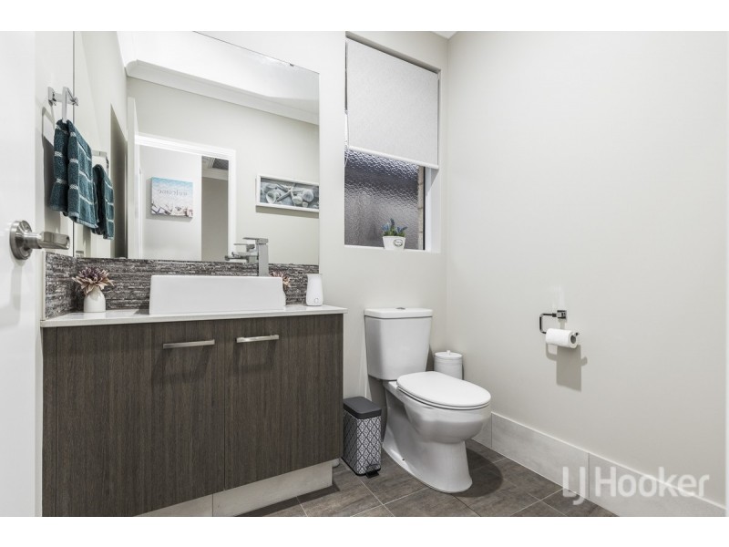 6 Rosewood Street, Eglinton WA 6034