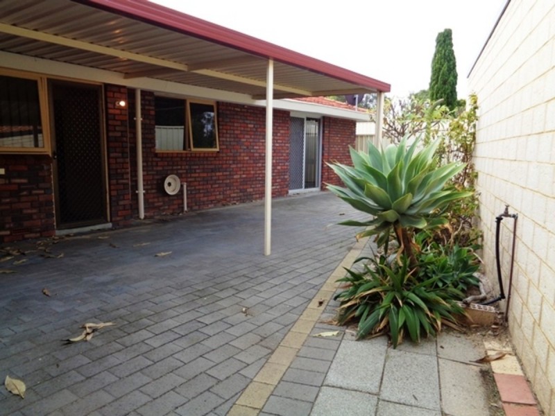2 Cingalee Place, Craigie WA 6025