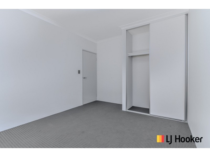 11 Trevally Avenue, Two Rocks WA 6037