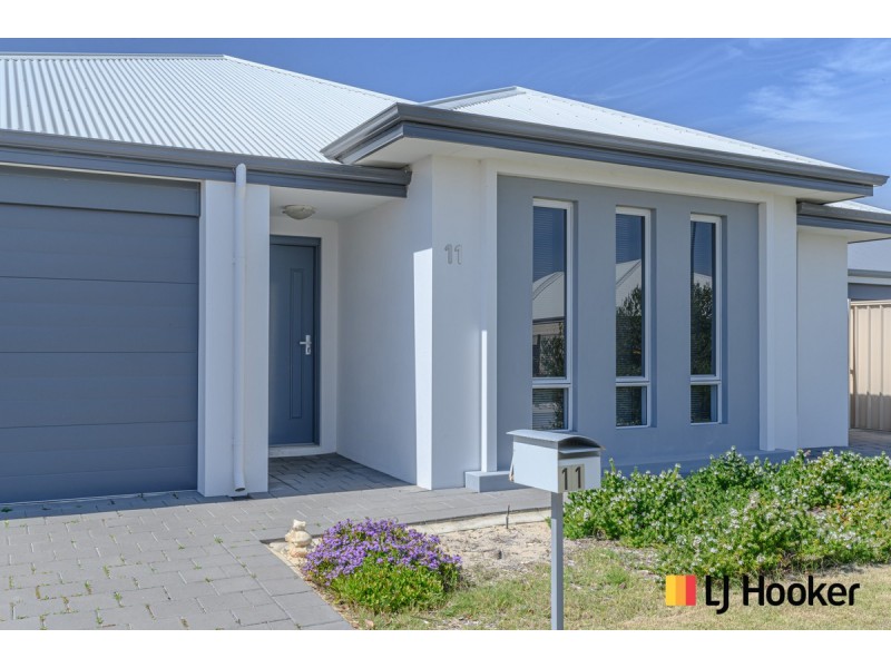 11 Trevally Avenue, Two Rocks WA 6037