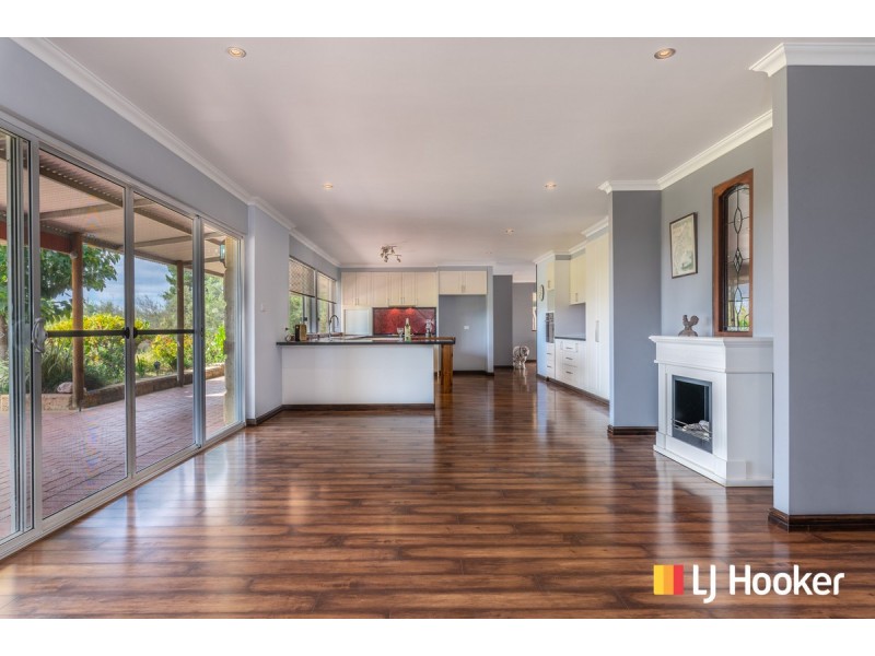 166 Nicklaus Avenue, Woodridge WA 6041