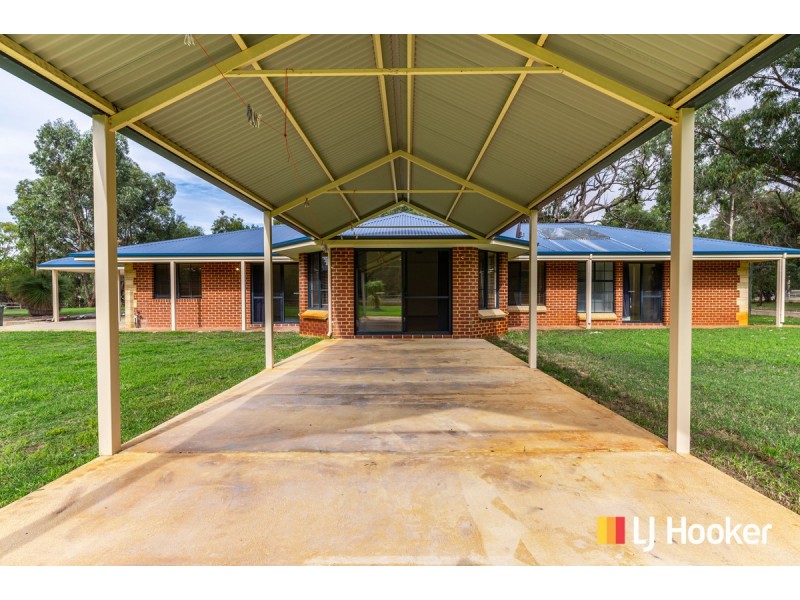 39 Countryside Drive, Two Rocks WA 6037