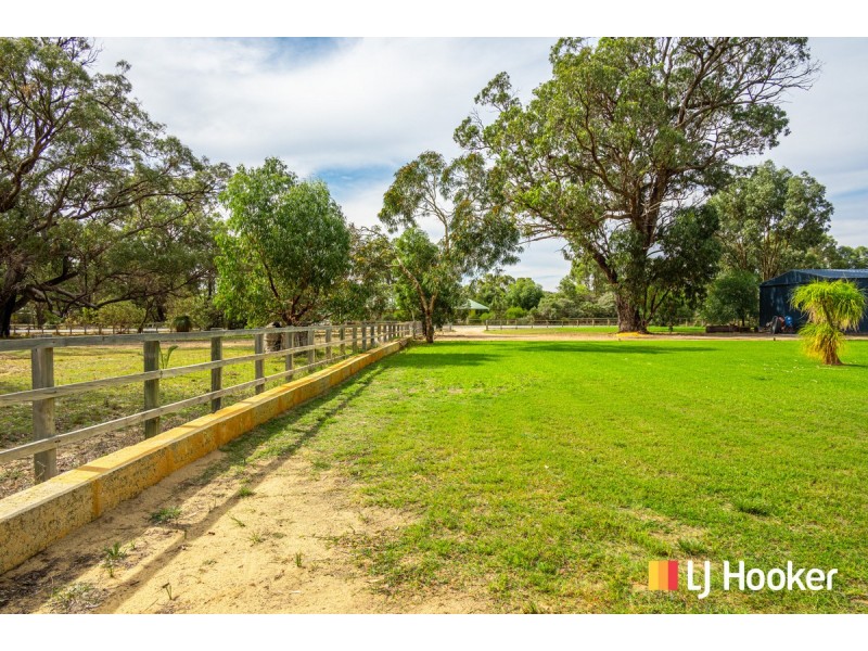 39 Countryside Drive, Two Rocks WA 6037