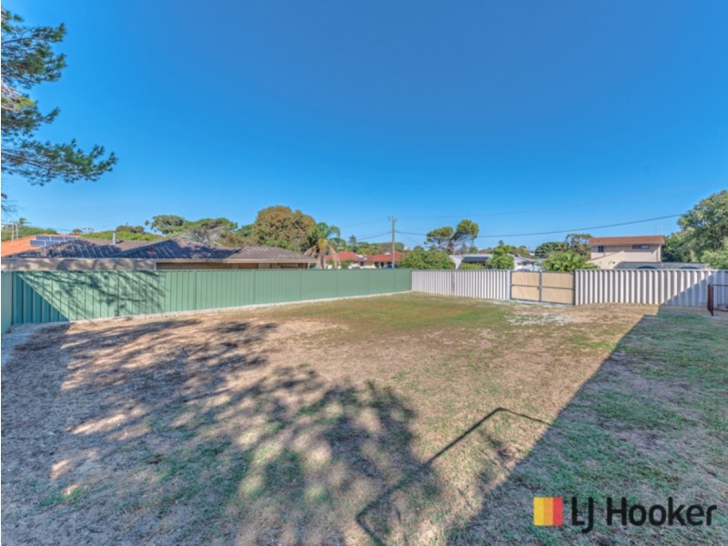 2 Frigate Crescent, Yanchep WA 6035