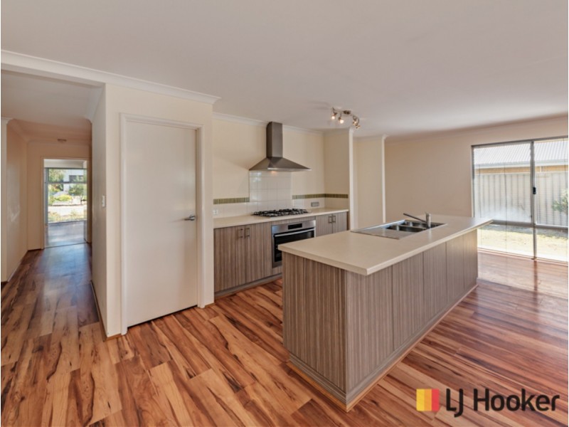 54 Farnham Pass, Alkimos WA 6038