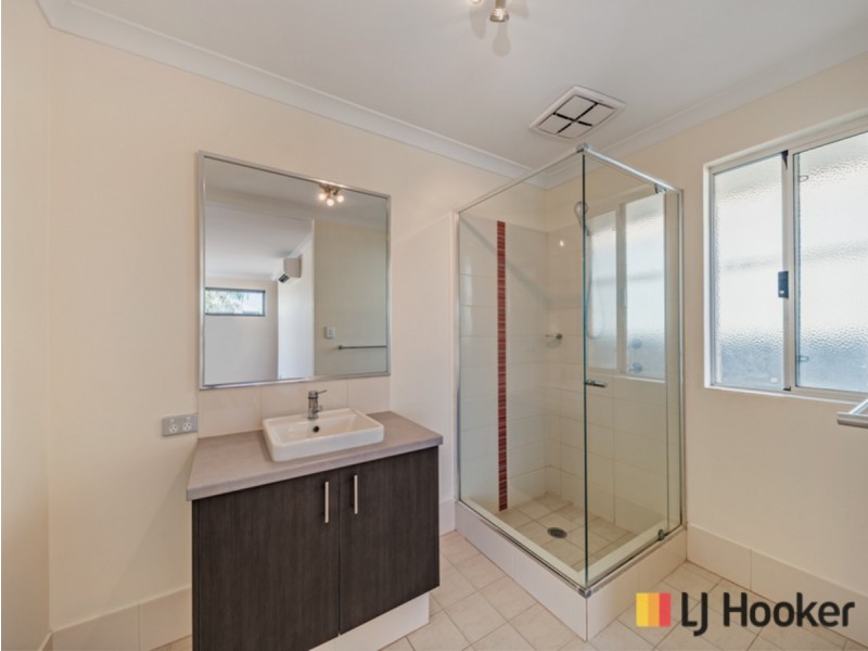 54 Farnham Pass, Alkimos WA 6038