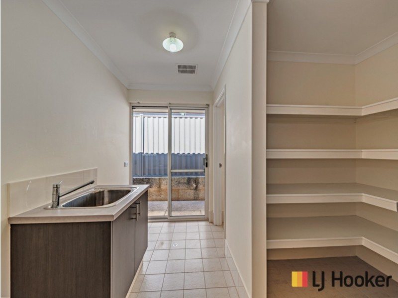 54 Farnham Pass, Alkimos WA 6038