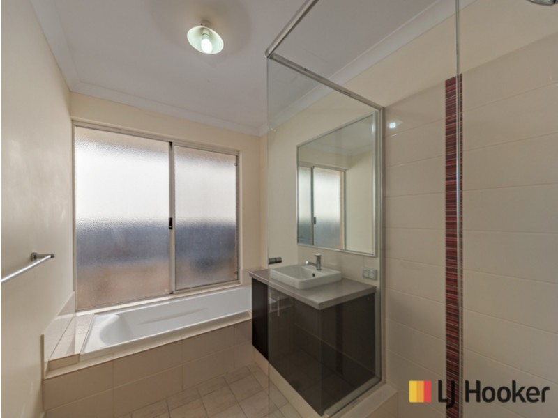 54 Farnham Pass, Alkimos WA 6038