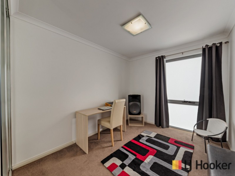 35 Wyperfeld Street, Yanchep WA 6035