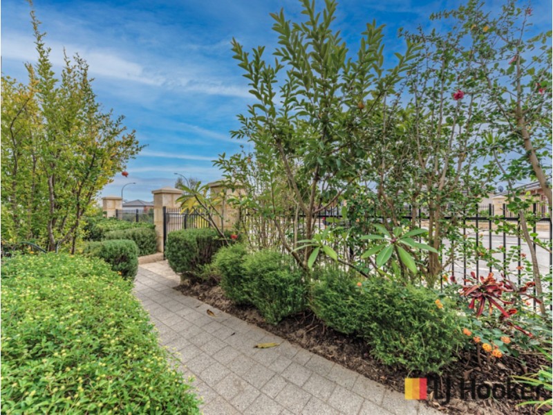 35 Wyperfeld Street, Yanchep WA 6035