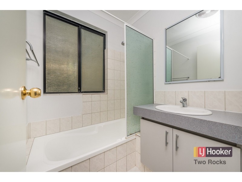 30 Little Green Gardens, Quinns Rocks WA 6030