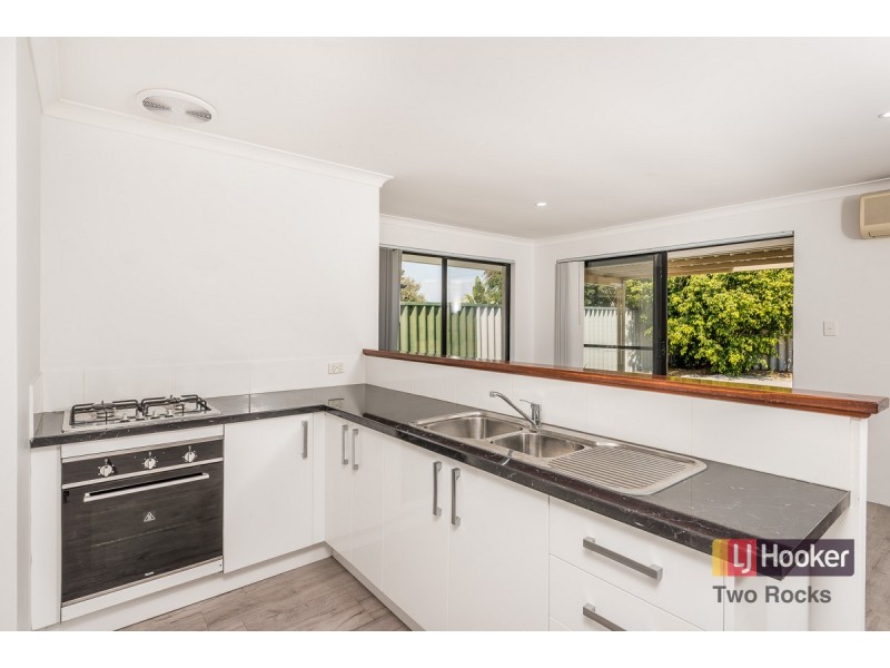 30 Little Green Gardens, Quinns Rocks WA 6030
