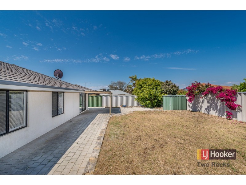 30 Little Green Gardens, Quinns Rocks WA 6030