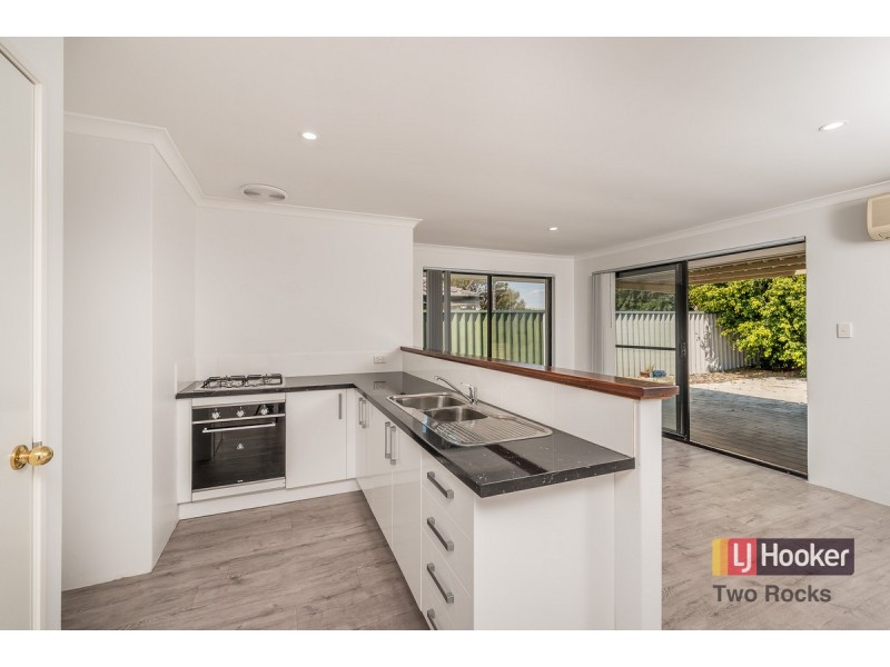 30 Little Green Gardens, Quinns Rocks WA 6030