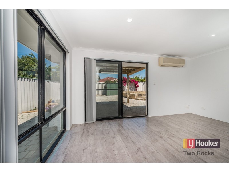 30 Little Green Gardens, Quinns Rocks WA 6030