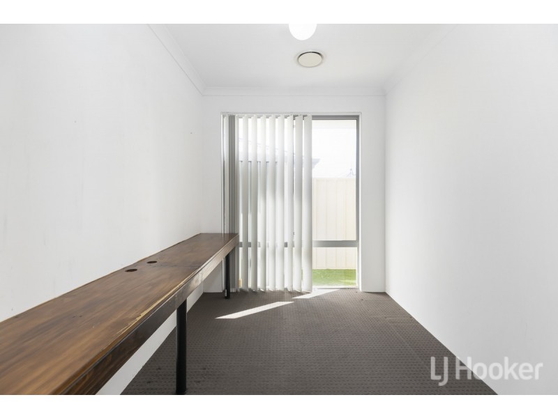 24 Snapper Way, Two Rocks WA 6037