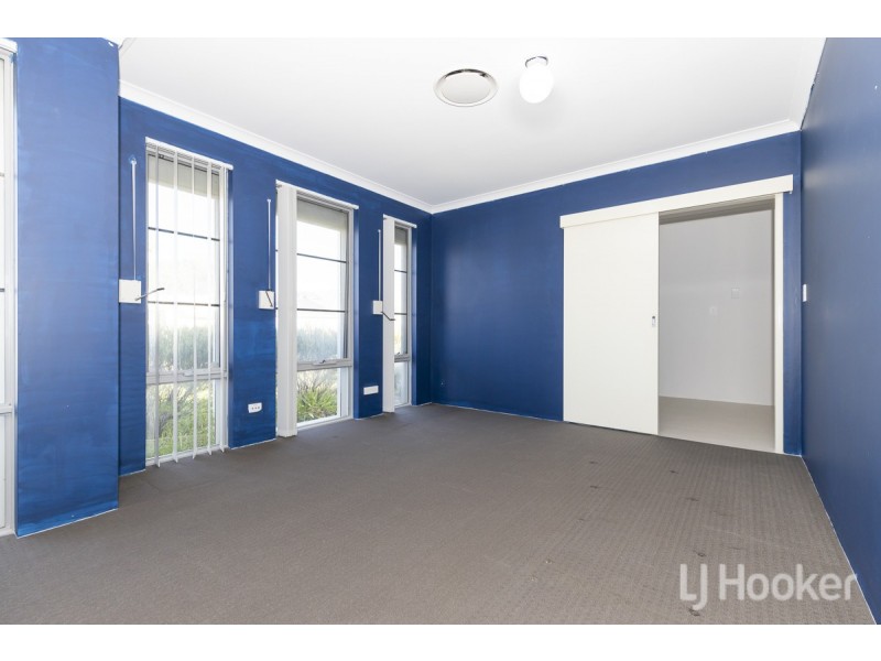 24 Snapper Way, Two Rocks WA 6037