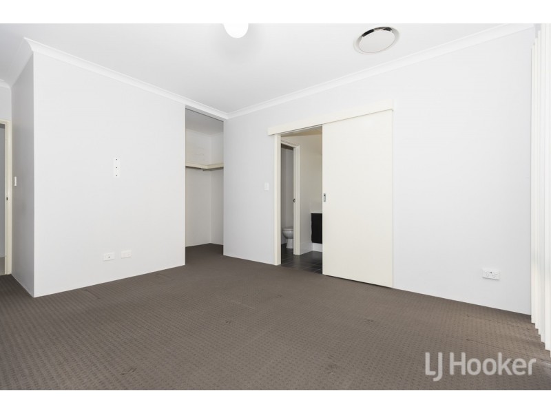 24 Snapper Way, Two Rocks WA 6037