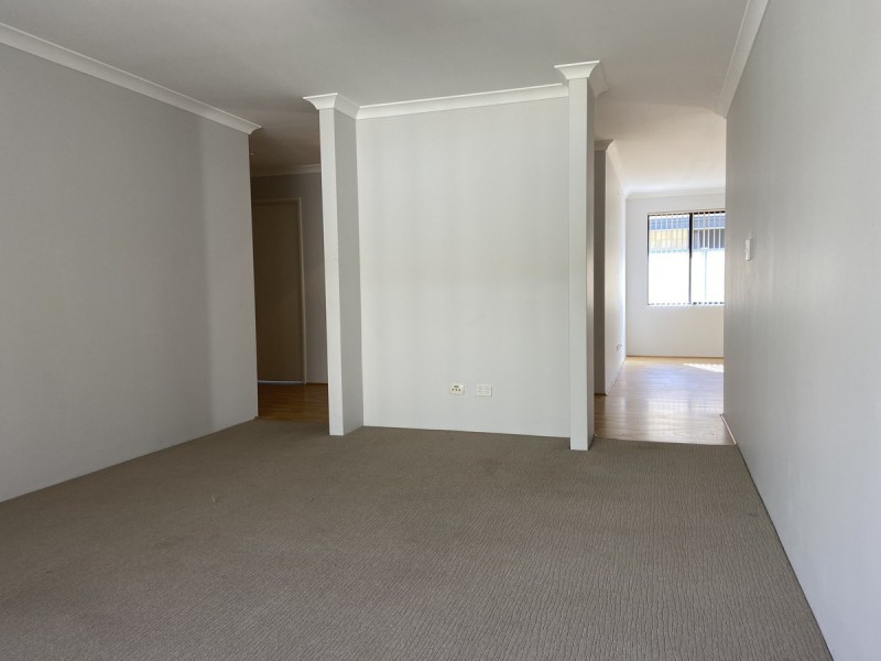 6 Tomaree Road, Yanchep WA 6035