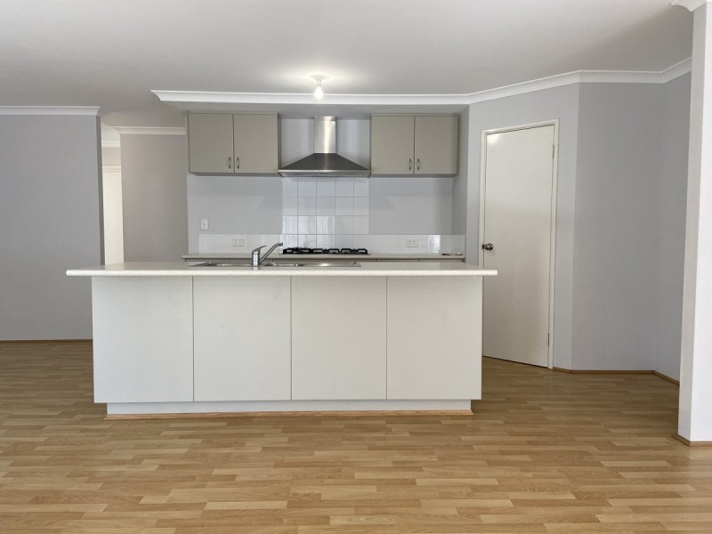 6 Tomaree Road, Yanchep WA 6035