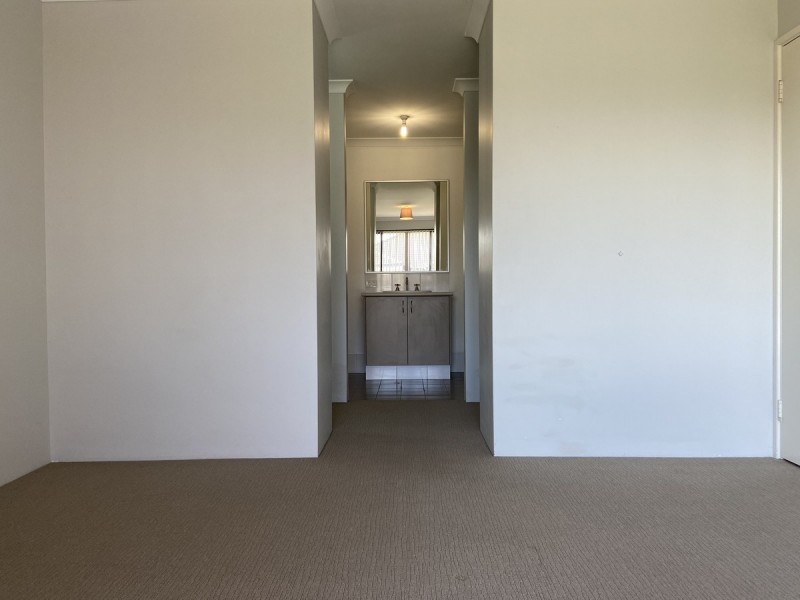 6 Tomaree Road, Yanchep WA 6035