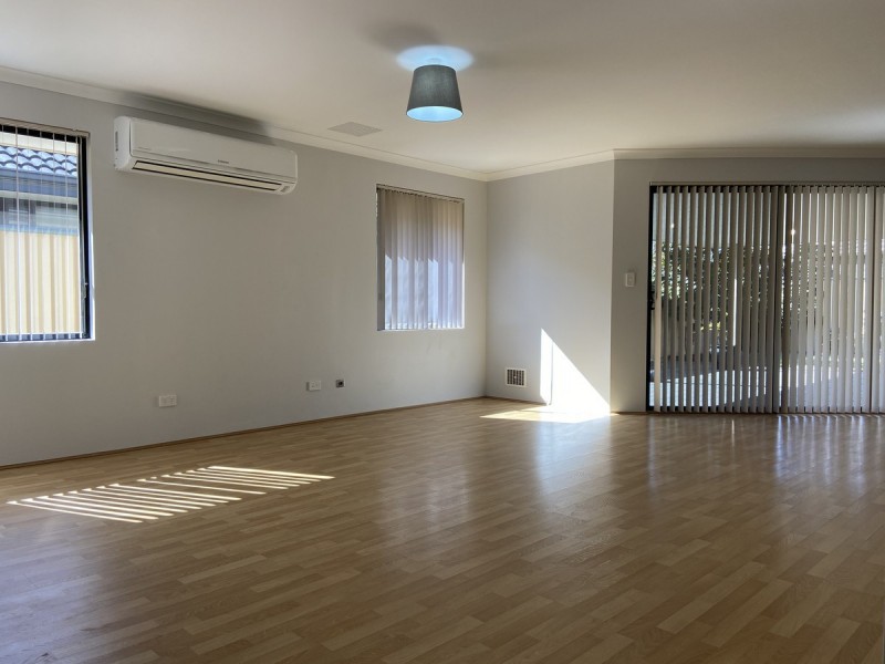 6 Tomaree Road, Yanchep WA 6035