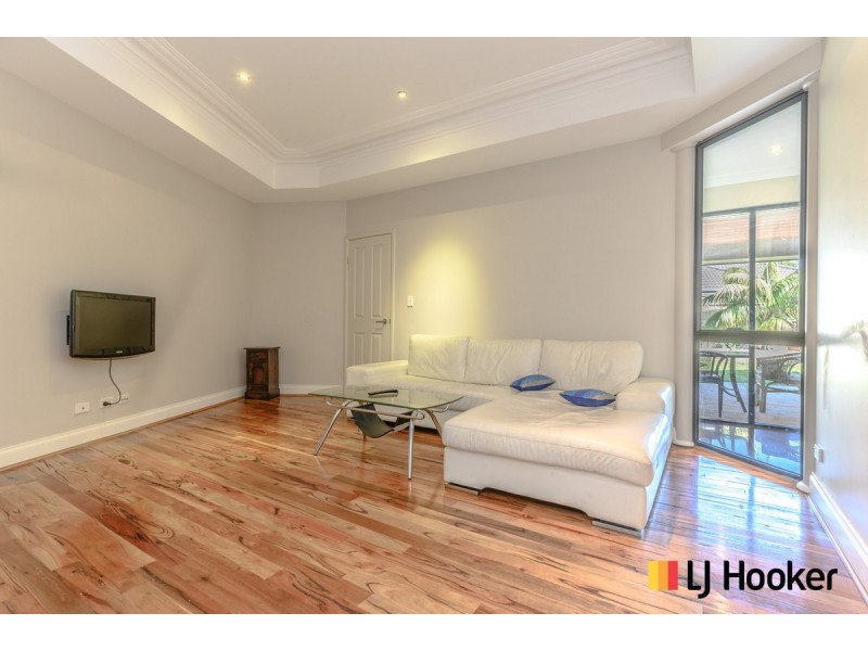 4 Le Buse Cove, Yanchep WA 6035