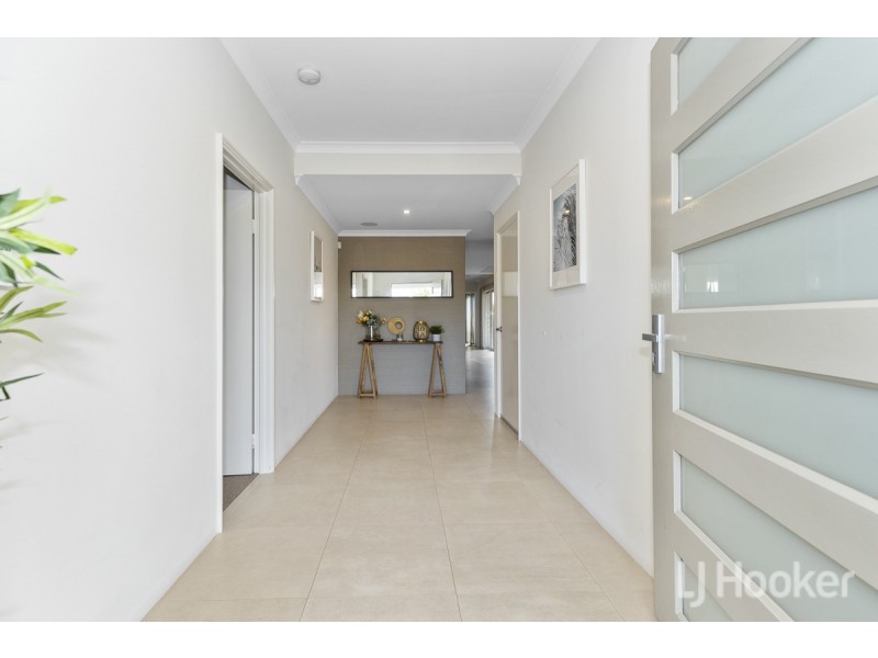 25 Charleston Road, Eglinton WA 6034