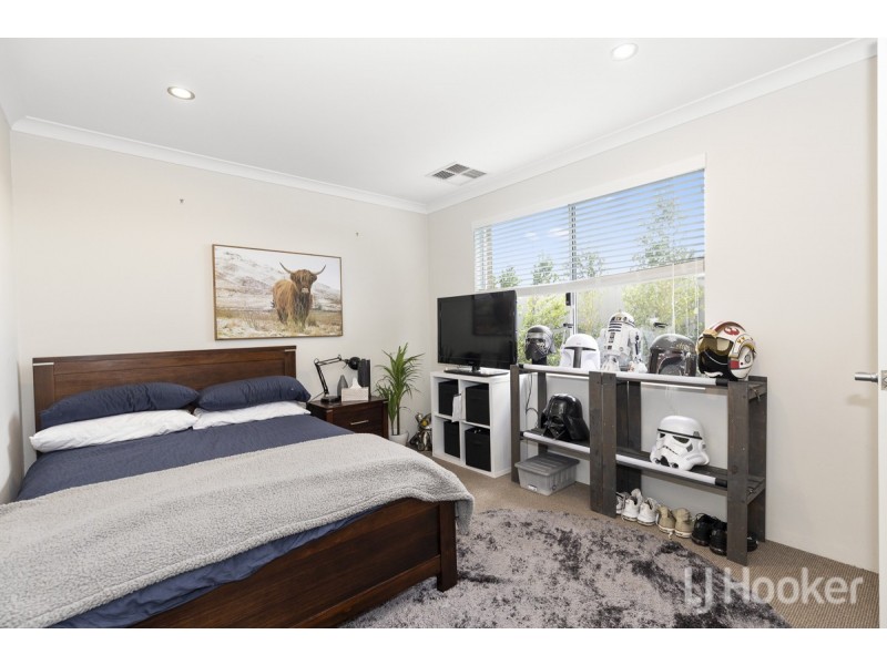 25 Charleston Road, Eglinton WA 6034