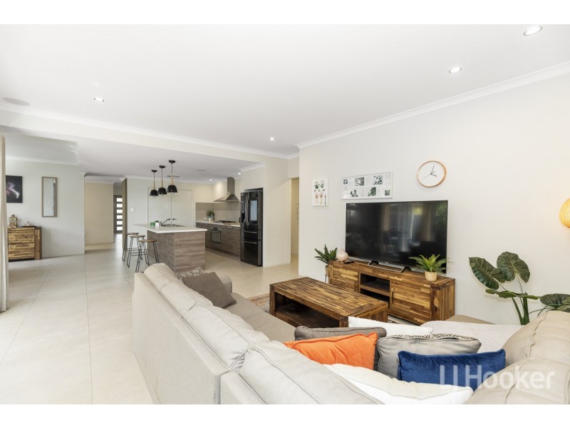 25 Charleston Road, Eglinton WA 6034