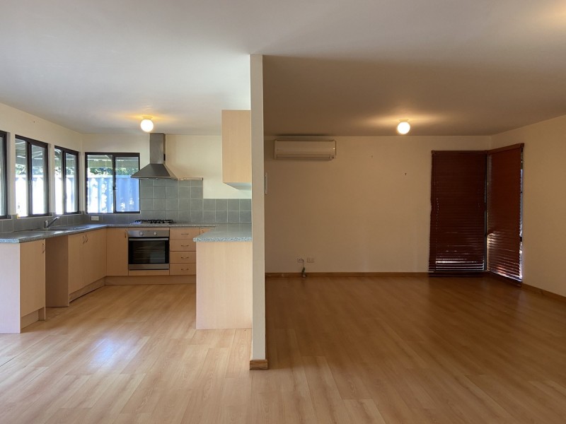 14 Newman Road, Yanchep WA 6035