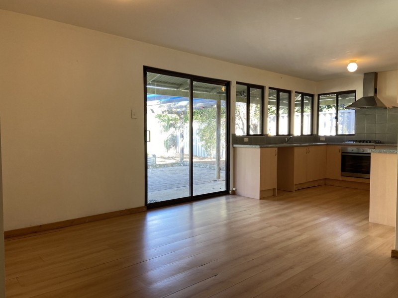 14 Newman Road, Yanchep WA 6035