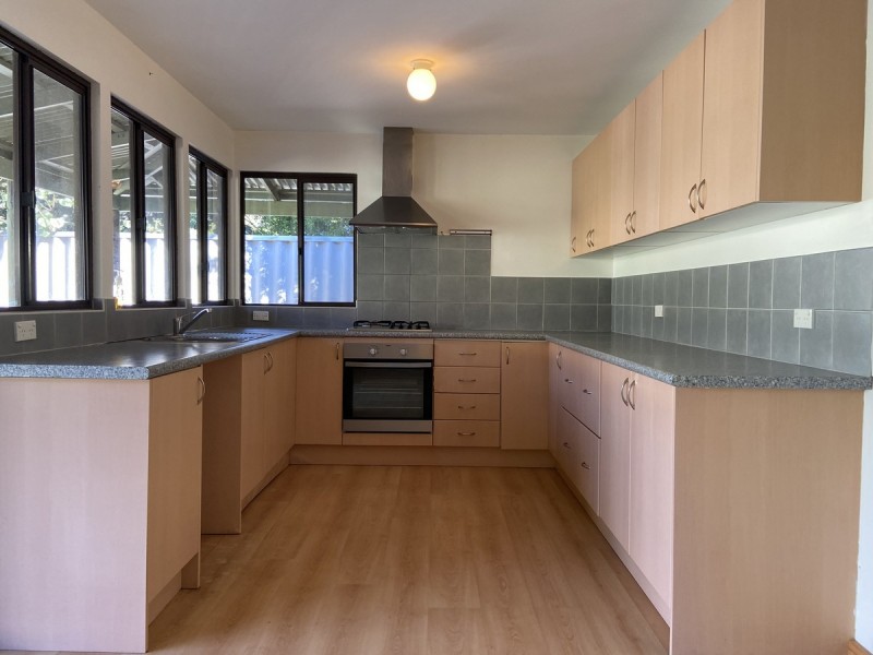 14 Newman Road, Yanchep WA 6035