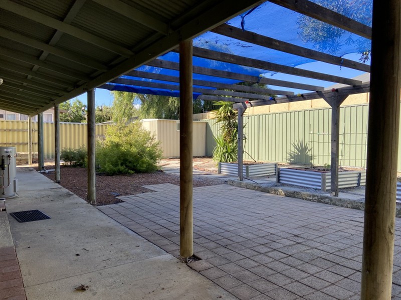 14 Newman Road, Yanchep WA 6035