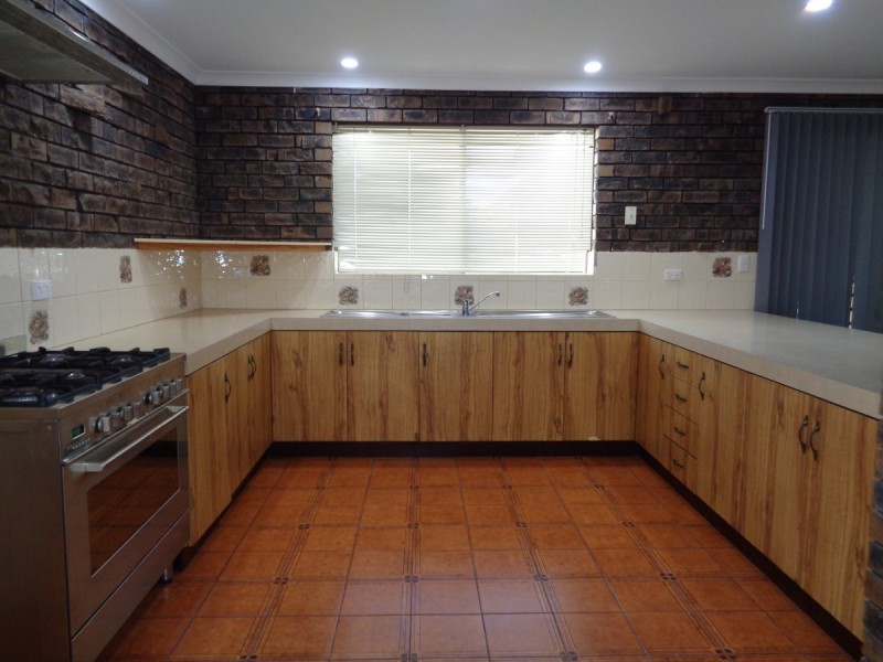 4 Wilson Place, Two Rocks WA 6037