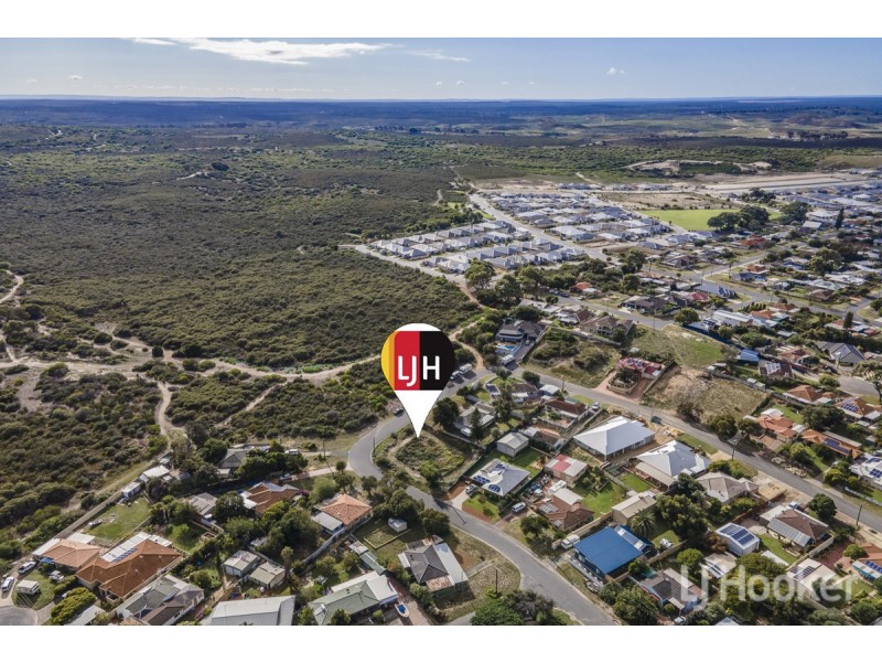 14 Forrest Grove, Two Rocks WA 6037