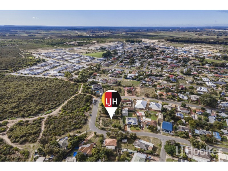 14 Forrest Grove, Two Rocks WA 6037