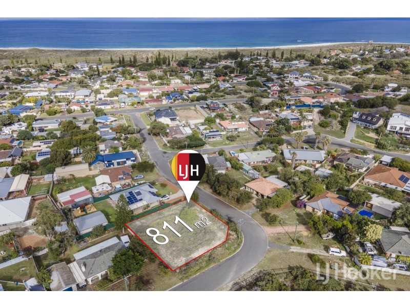 14 Forrest Grove, Two Rocks WA 6037