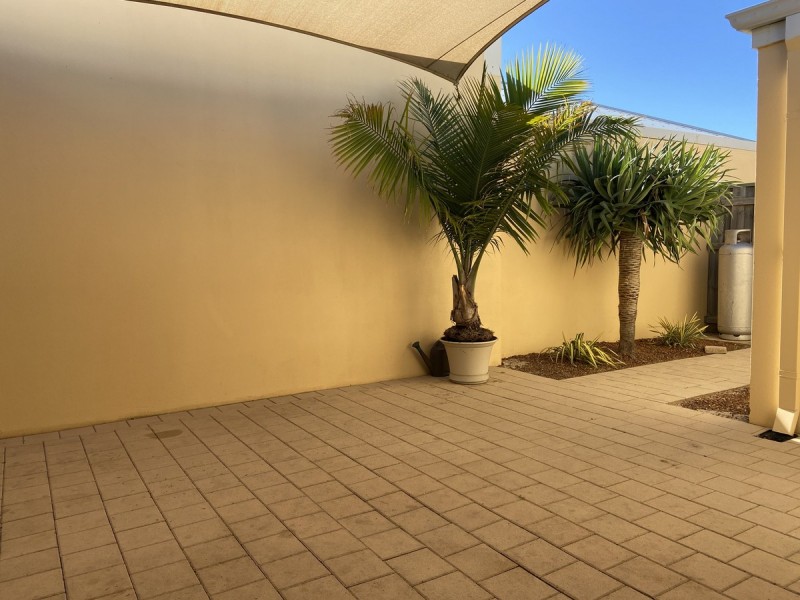 6 Tiller Turn, Yanchep WA 6035