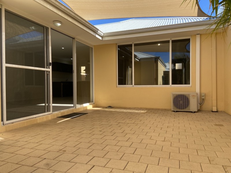 6 Tiller Turn, Yanchep WA 6035