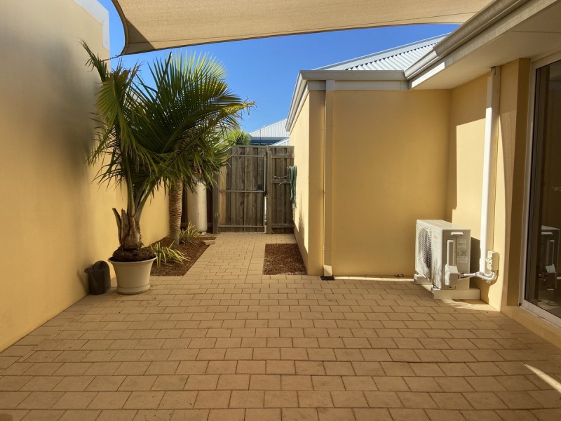 6 Tiller Turn, Yanchep WA 6035