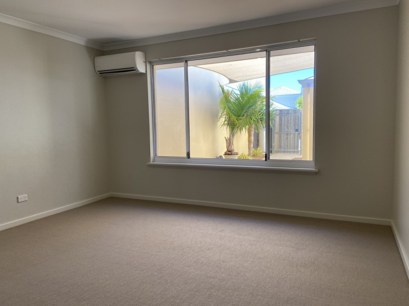 6 Tiller Turn, Yanchep WA 6035