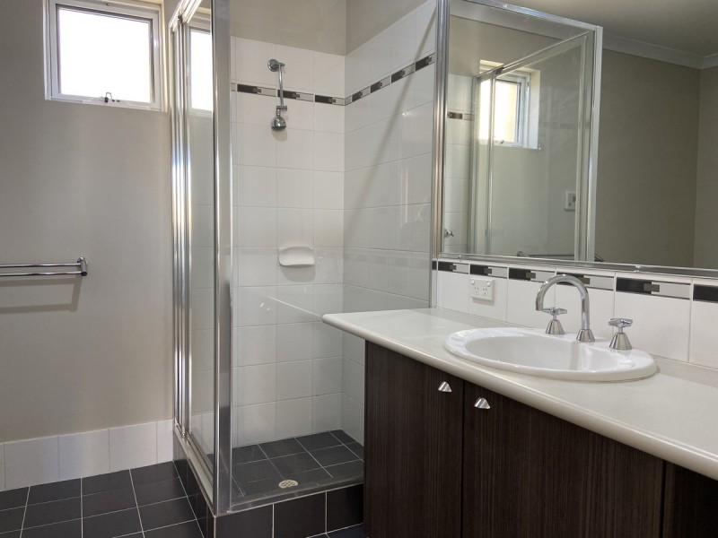 6 Tiller Turn, Yanchep WA 6035