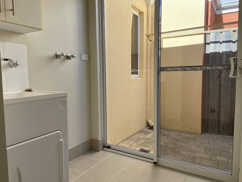 6 Tiller Turn, Yanchep WA 6035