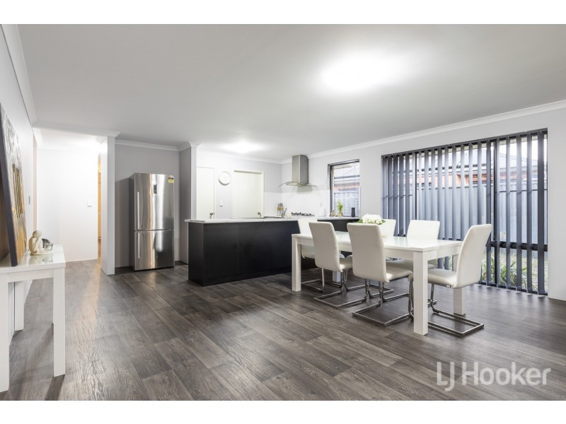 35 Mebbin Grove, Yanchep WA 6035