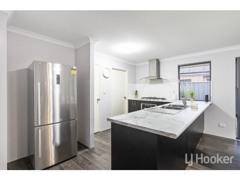 35 Mebbin Grove, Yanchep WA 6035