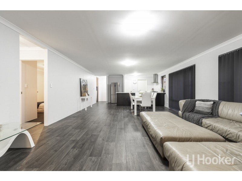 35 Mebbin Grove, Yanchep WA 6035