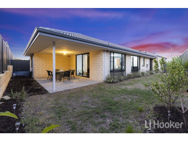 35 Mebbin Grove, Yanchep WA 6035