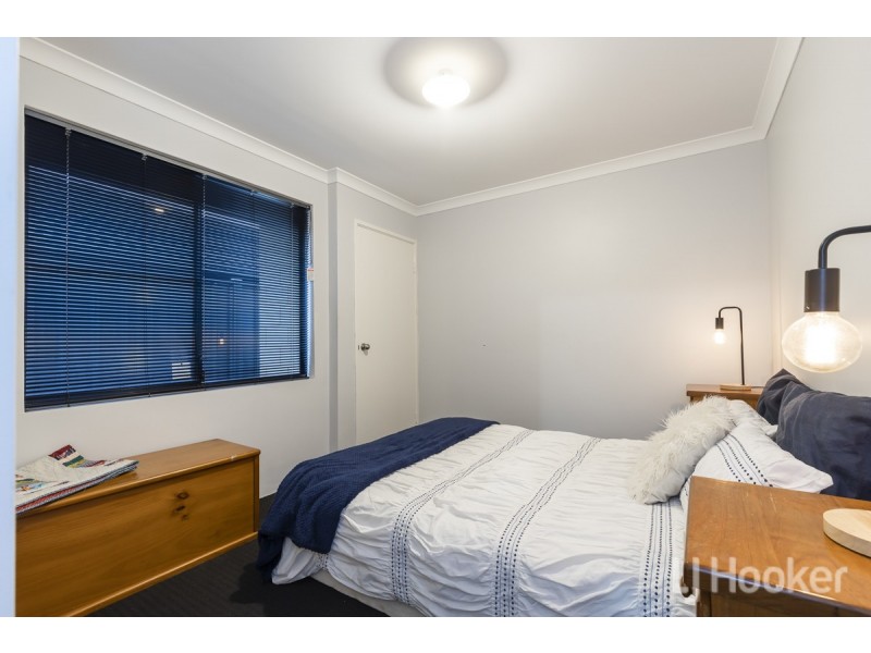 35 Mebbin Grove, Yanchep WA 6035