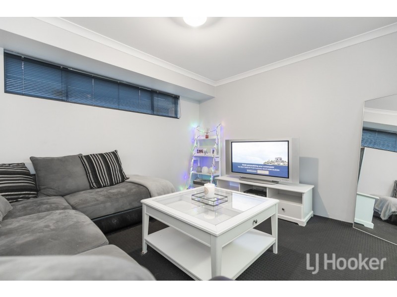 35 Mebbin Grove, Yanchep WA 6035